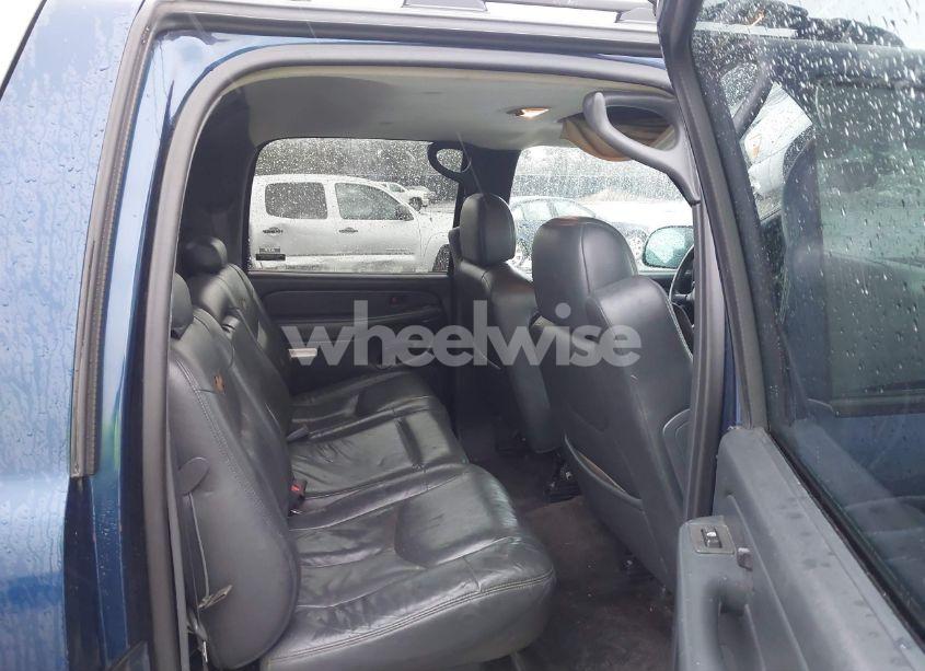 Photo 8 of 2002 Chevrolet Avalanche 1500 (VIN 3GNEK13T32G222341)