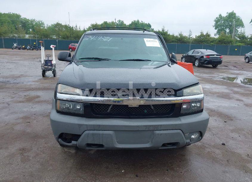 Photo 13 of 2002 Chevrolet Avalanche (VIN 3GNEK13T32G239639)