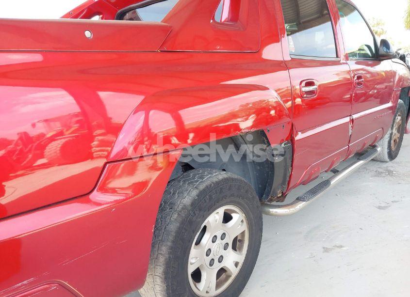 Photo 6 of 2003 Chevrolet Avalanche 1500 (VIN 3GNEK13T33G108258)