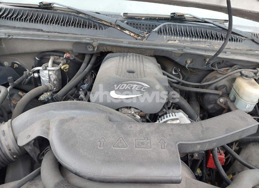 Photo 10 of 2002 Chevrolet Avalanche (VIN 3GNEK13T42G153921)