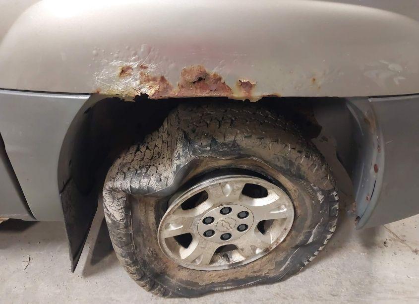 Photo 6 of 2002 Chevrolet Avalanche 1500 (VIN 3GNEK13T42G173893)