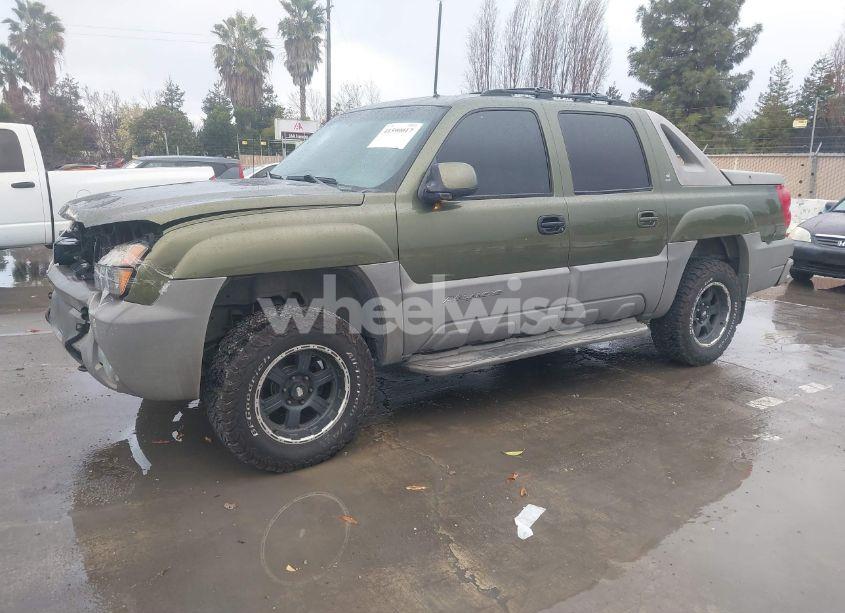 Photo 2 of 2002 Chevrolet Avalanche 1500 (VIN 3GNEK13T42G274741)