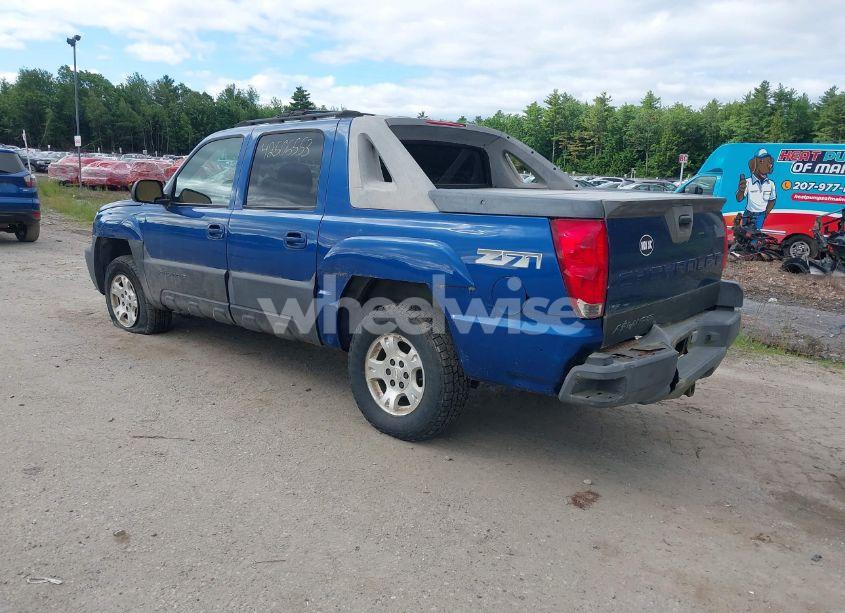 Photo 3 of 2003 Chevrolet Avalanche 1500 (VIN 3GNEK13T43G116109)