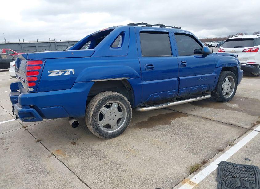 Photo 4 of 2003 Chevrolet Avalanche 1500 (VIN 3GNEK13T43G117910)