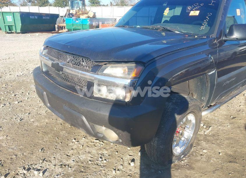 Photo 6 of 2003 Chevrolet Avalanche 1500 (VIN 3GNEK13T43G119348)