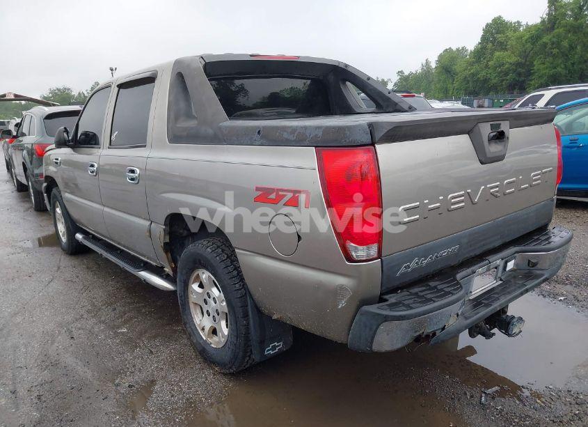 Photo 3 of 2003 Chevrolet Avalanche 1500 (VIN 3GNEK13T43G312924)