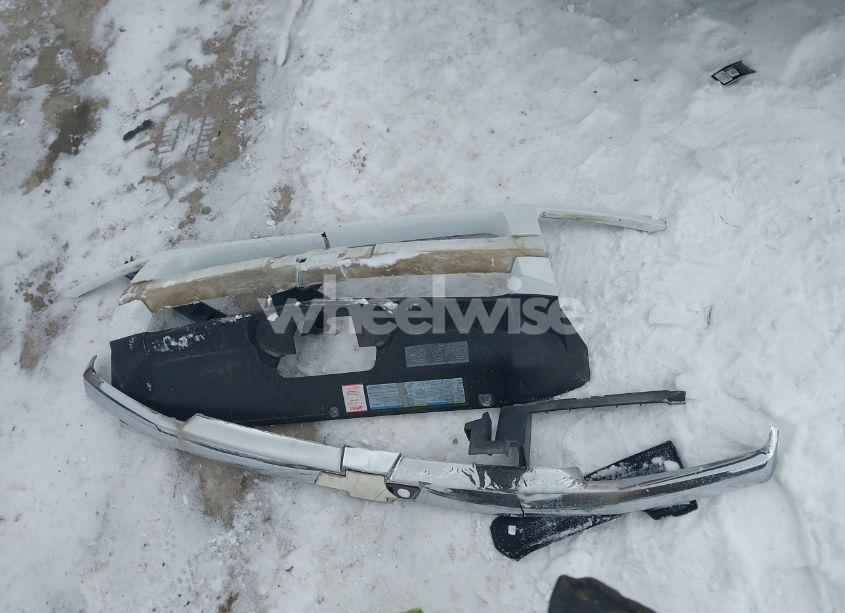 Photo 12 of 2002 Chevrolet Avalanche 1500 (VIN 3GNEK13T52G174602)