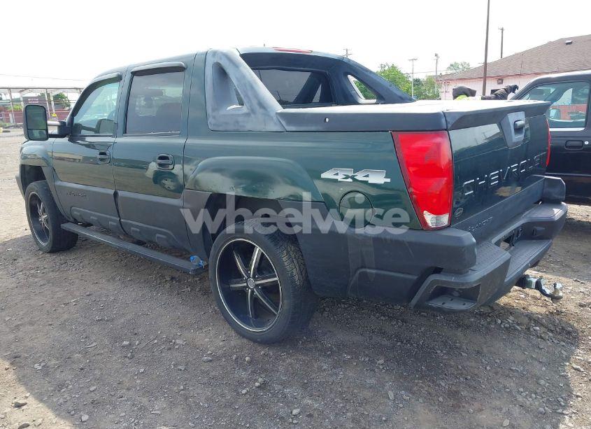 Photo 3 of 2002 Chevrolet Avalanche (VIN 3GNEK13T52G195787)