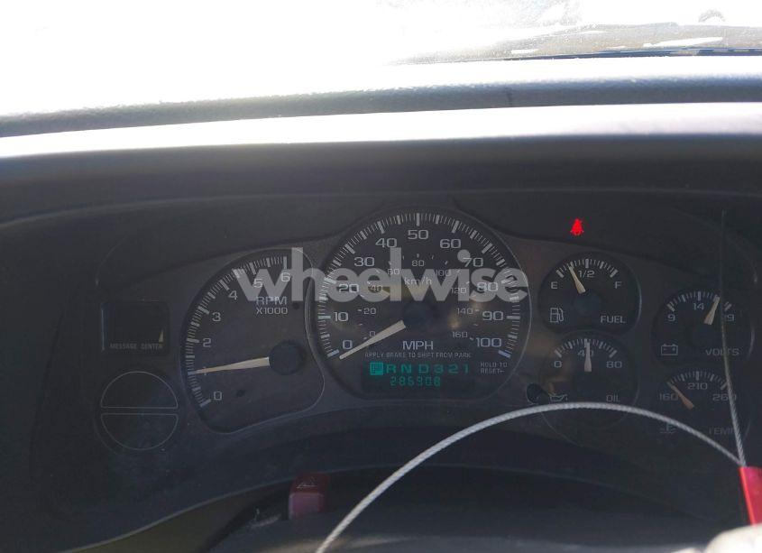 Photo 7 of 2002 Chevrolet Avalanche 1500 (VIN 3GNEK13T52G229615)