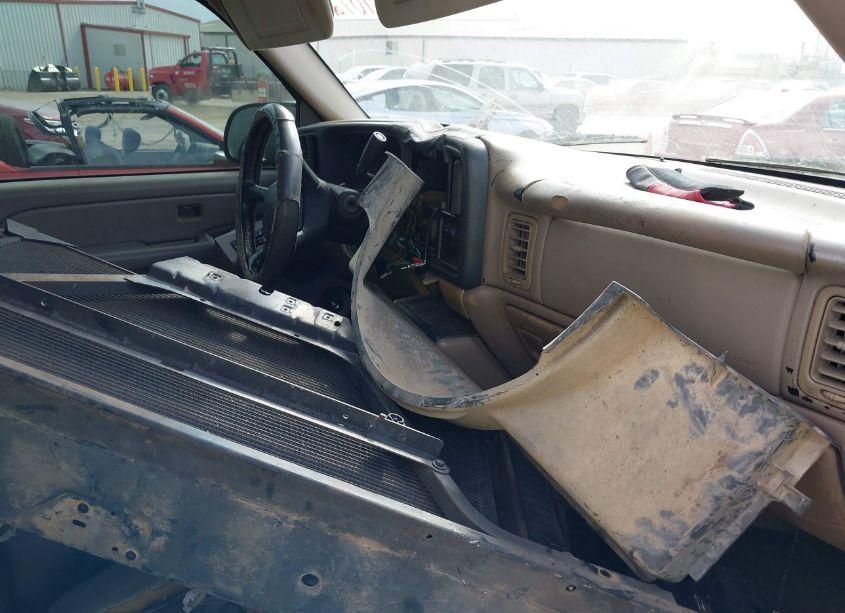 Photo 5 of 2002 Chevrolet Avalanche 1500 (VIN 3GNEK13T52G267569)