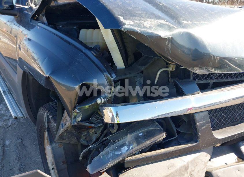 Photo 11 of 2003 Chevrolet Avalanche 1500 (VIN 3GNEK13T53G196472)