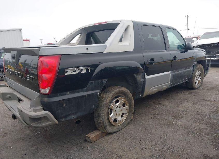 Photo 4 of 2002 Chevrolet Avalanche 1500 (VIN 3GNEK13T62G101013)