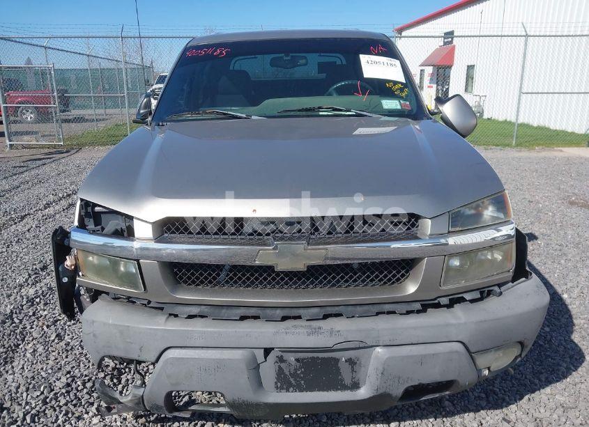 Photo 6 of 2002 Chevrolet Avalanche 1500 (VIN 3GNEK13T62G117177)