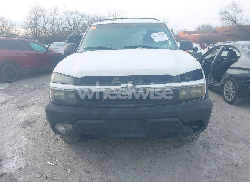 Photo 12 of 2002 Chevrolet Avalanche 1500 (VIN 3GNEK13T62G137638)