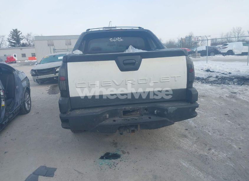 Photo 16 of 2002 Chevrolet Avalanche 1500 (VIN 3GNEK13T62G137638)