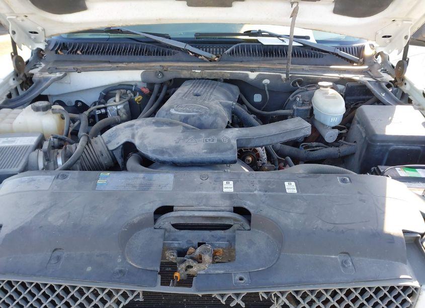 Photo 10 of 2003 Chevrolet Avalanche 1500 (VIN 3GNEK13T63G214221)