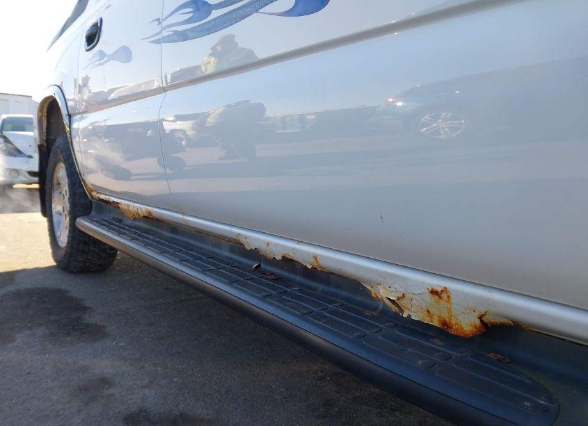 Photo 12 of 2003 Chevrolet Avalanche 1500 (VIN 3GNEK13T63G214221)