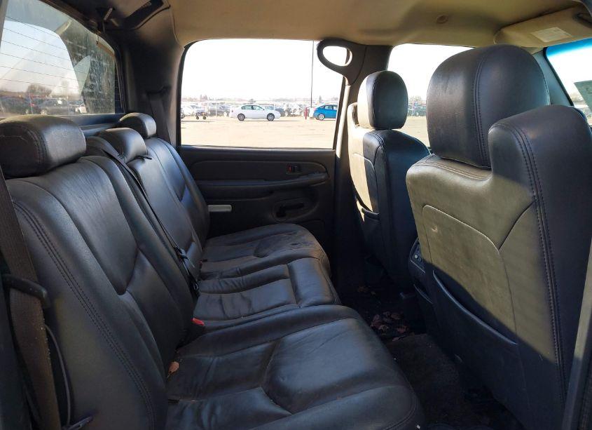 Photo 8 of 2003 Chevrolet Avalanche 1500 (VIN 3GNEK13T63G214221)