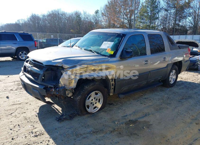 Photo 2 of 2002 Chevrolet Avalanche 1500 (VIN 3GNEK13T72G254323)