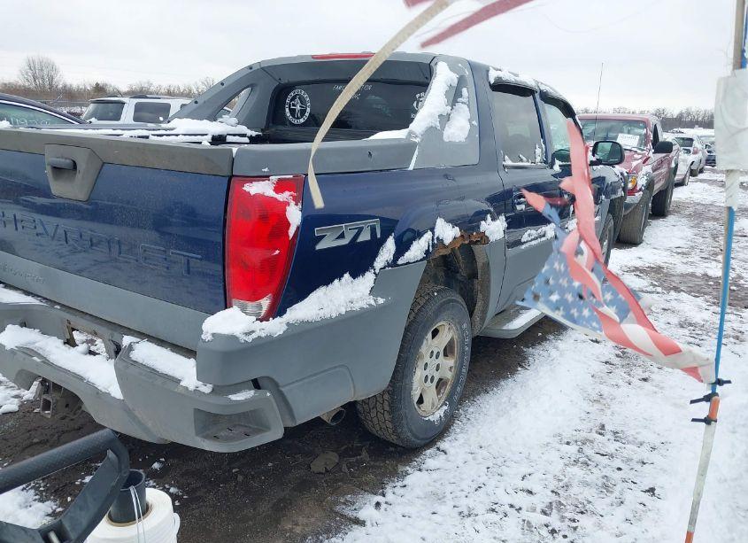 Photo 4 of 2002 Chevrolet Avalanche 1500 (VIN 3GNEK13T72G347522)