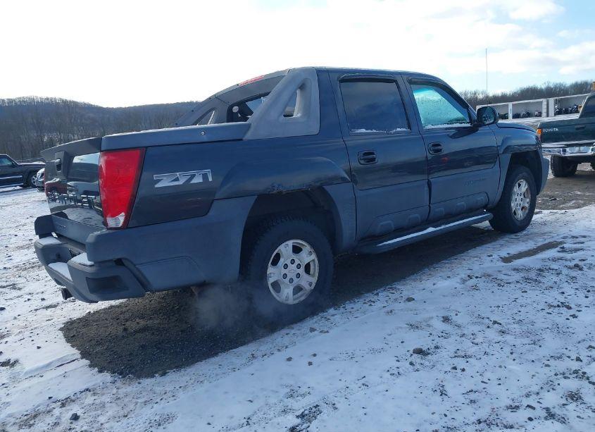 Photo 4 of 2003 Chevrolet Avalanche 1500 (VIN 3GNEK13T73G135057)