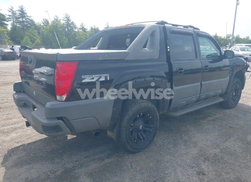 Photo 4 of 2002 Chevrolet Avalanche 1500 (VIN 3GNEK13T82G127676)
