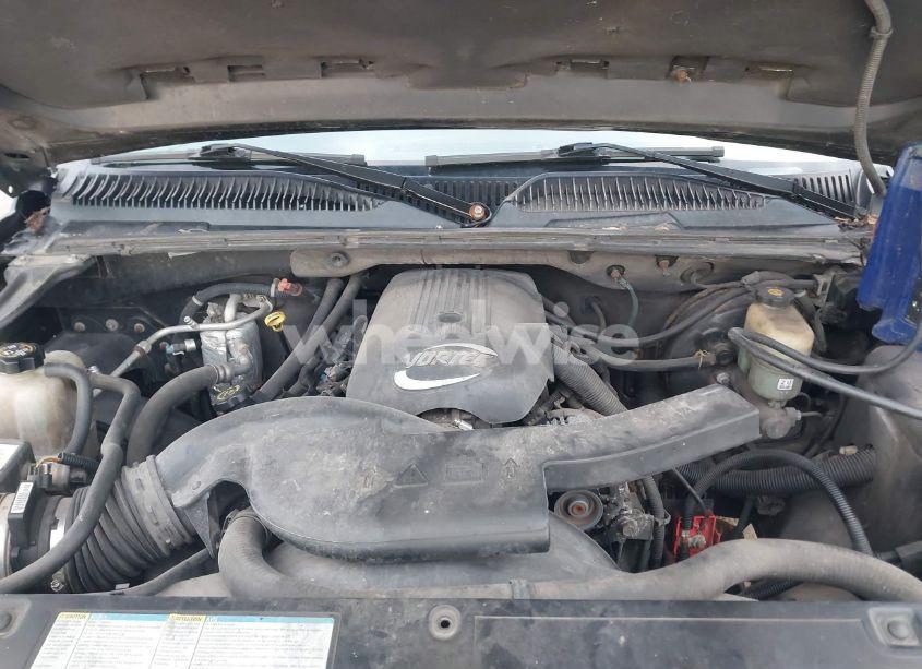 Photo 10 of 2002 Chevrolet Avalanche 1500 (VIN 3GNEK13T82G268036)