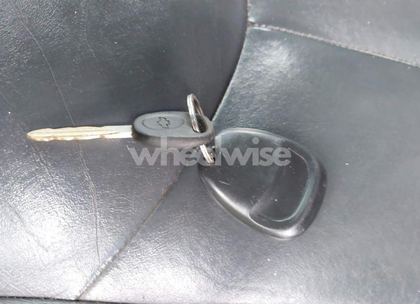 Photo 11 of 2002 Chevrolet Avalanche 1500 (VIN 3GNEK13T82G322323)