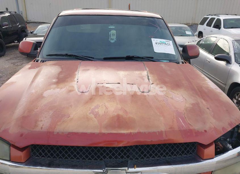 Photo 10 of 2003 Chevrolet Avalanche 1500 (VIN 3GNEK13T83G149808)