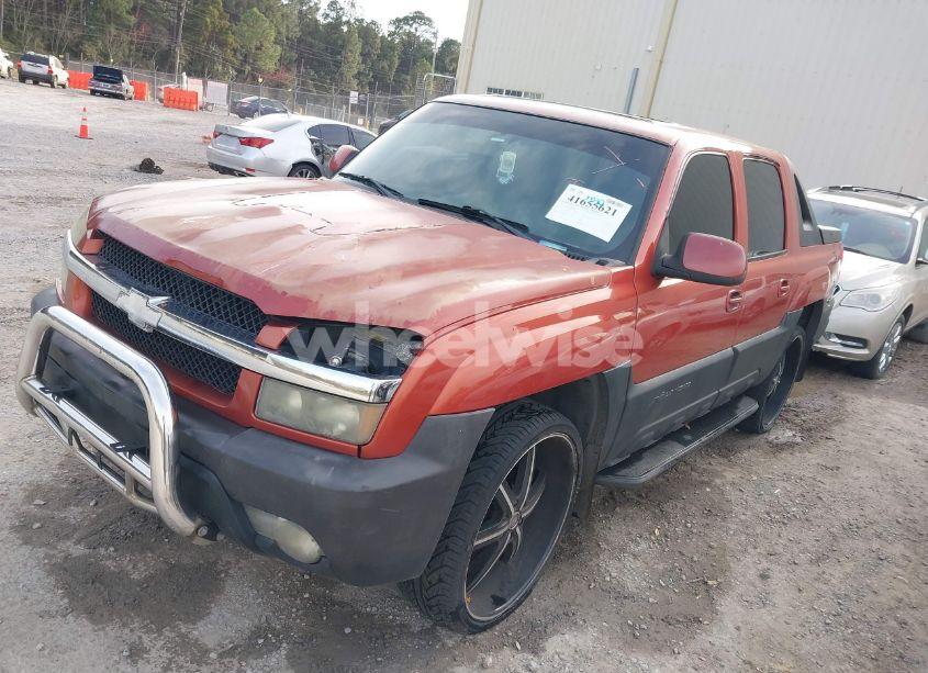 Photo 2 of 2003 Chevrolet Avalanche 1500 (VIN 3GNEK13T83G149808)