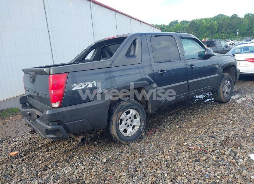 Photo 4 of 2003 Chevrolet Avalanche 1500 (VIN 3GNEK13T83G153535)