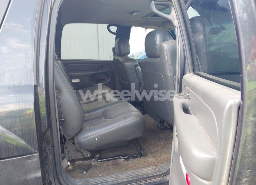 Photo 8 of 2003 Chevrolet Avalanche 1500 (VIN 3GNEK13T83G153535)