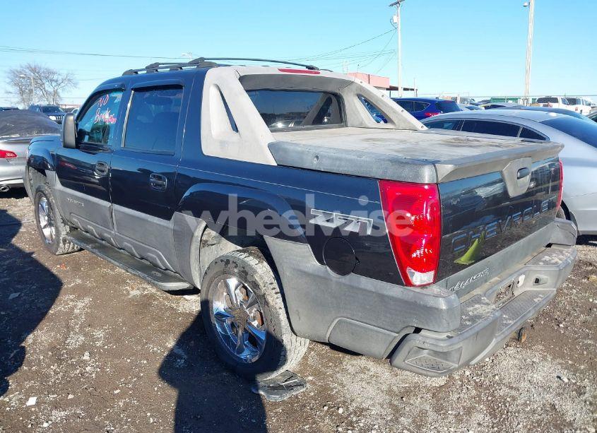 Photo 3 of 2003 Chevrolet Avalanche 1500 (VIN 3GNEK13T83G187717)