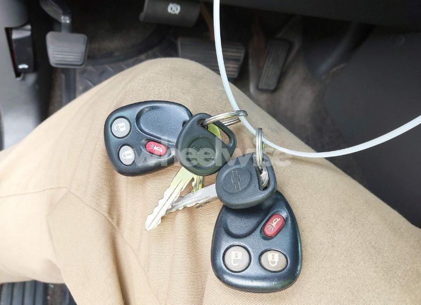Photo 11 of 2003 Chevrolet Avalanche 1500 (VIN 3GNEK13T83G191752)