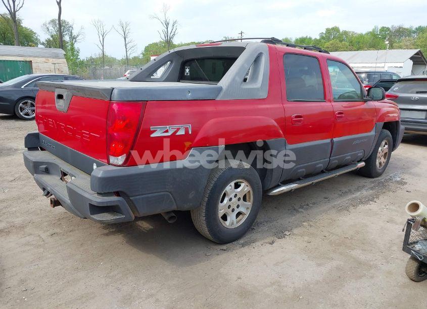 Photo 4 of 2003 Chevrolet Avalanche 1500 (VIN 3GNEK13T83G191752)