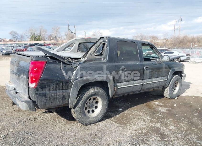 Photo 16 of 2003 Chevrolet Avalanche 1500 (VIN 3GNEK13T83G271620)