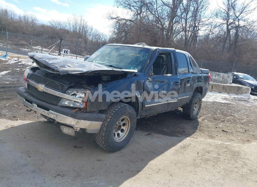 Photo 2 of 2003 Chevrolet Avalanche 1500 (VIN 3GNEK13T83G271620)