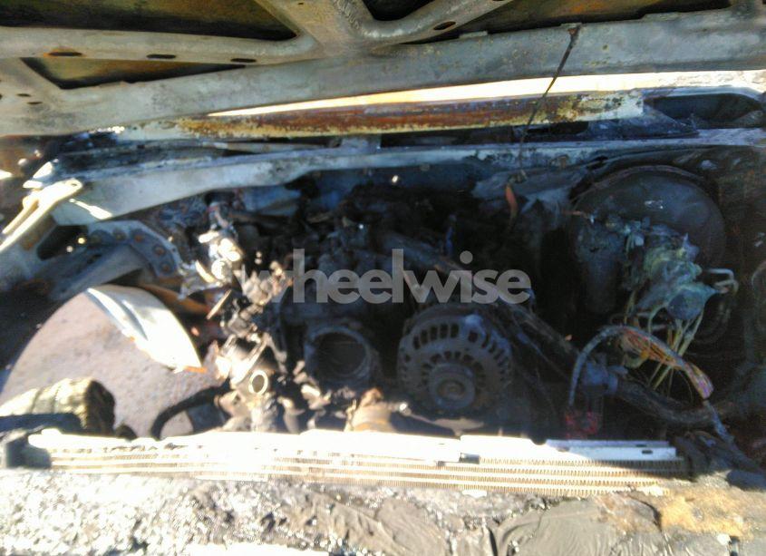 Photo 10 of 2003 Chevrolet Avalanche 1500 (VIN 3GNEK13T83G276073)