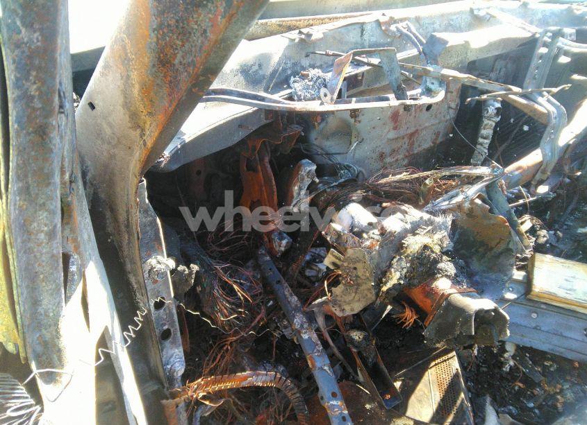 Photo 7 of 2003 Chevrolet Avalanche 1500 (VIN 3GNEK13T83G276073)