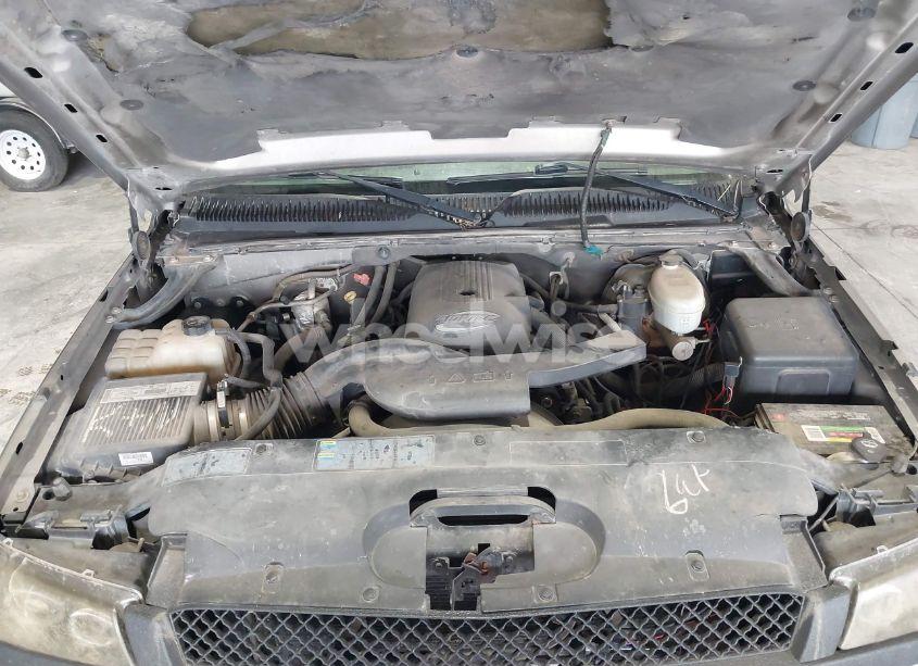 Photo 10 of 2003 Chevrolet Avalanche 1500 (VIN 3GNEK13T83G299210)