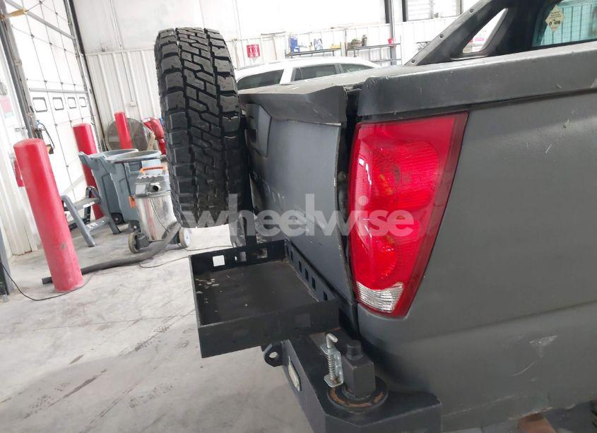 Photo 12 of 2003 Chevrolet Avalanche 1500 (VIN 3GNEK13T83G299210)