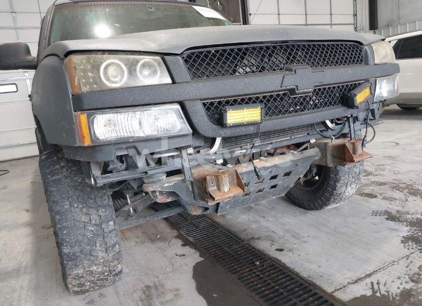 Photo 6 of 2003 Chevrolet Avalanche 1500 (VIN 3GNEK13T83G299210)
