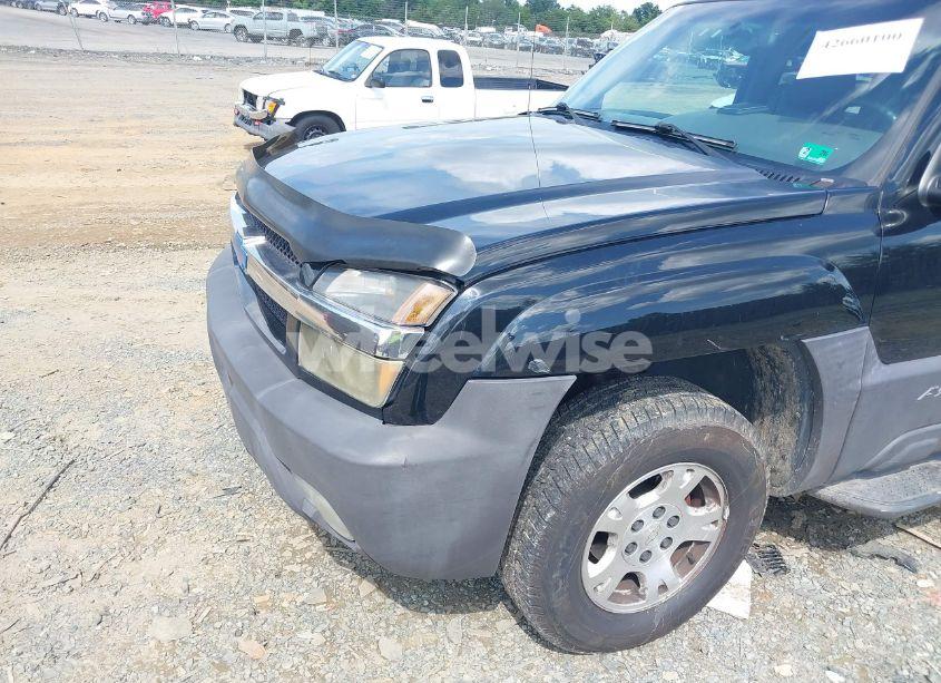 Photo 6 of 2003 Chevrolet Avalanche 1500 (VIN 3GNEK13T83G303241)