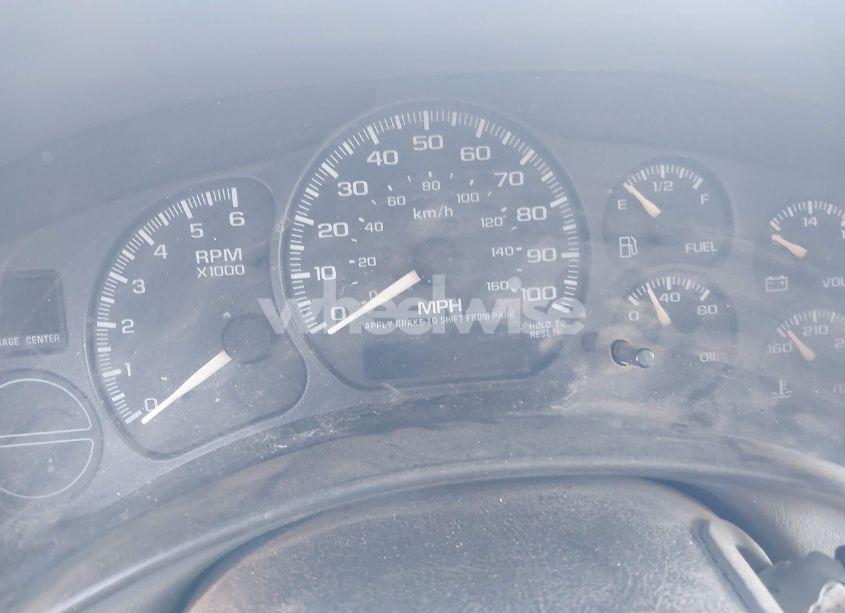 Photo 15 of 2002 Chevrolet Avalanche 1500 (VIN 3GNEK13T92G105699)