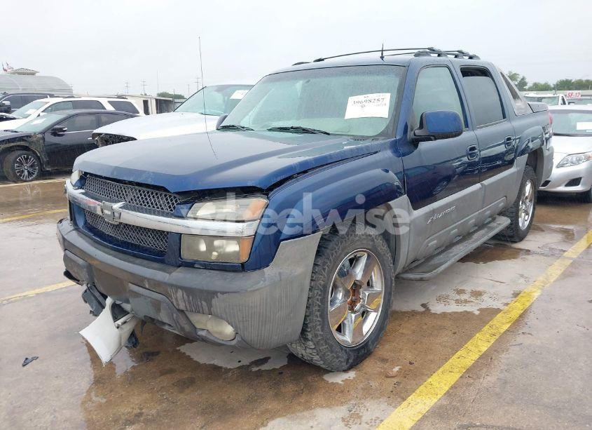 Photo 2 of 2002 Chevrolet Avalanche 1500 (VIN 3GNEK13T92G124785)