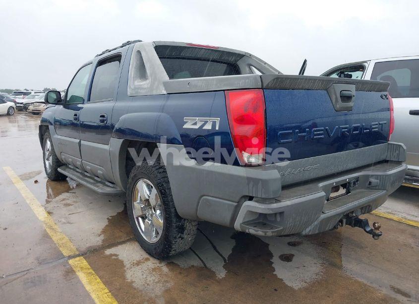 Photo 3 of 2002 Chevrolet Avalanche 1500 (VIN 3GNEK13T92G124785)