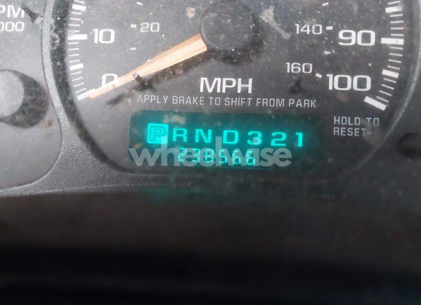 Photo 12 of 2002 Chevrolet Avalanche 1500 (VIN 3GNEK13T92G125936)