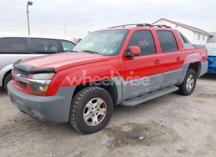 Photo 2 of 2002 Chevrolet Avalanche 1500 (VIN 3GNEK13T92G125936)