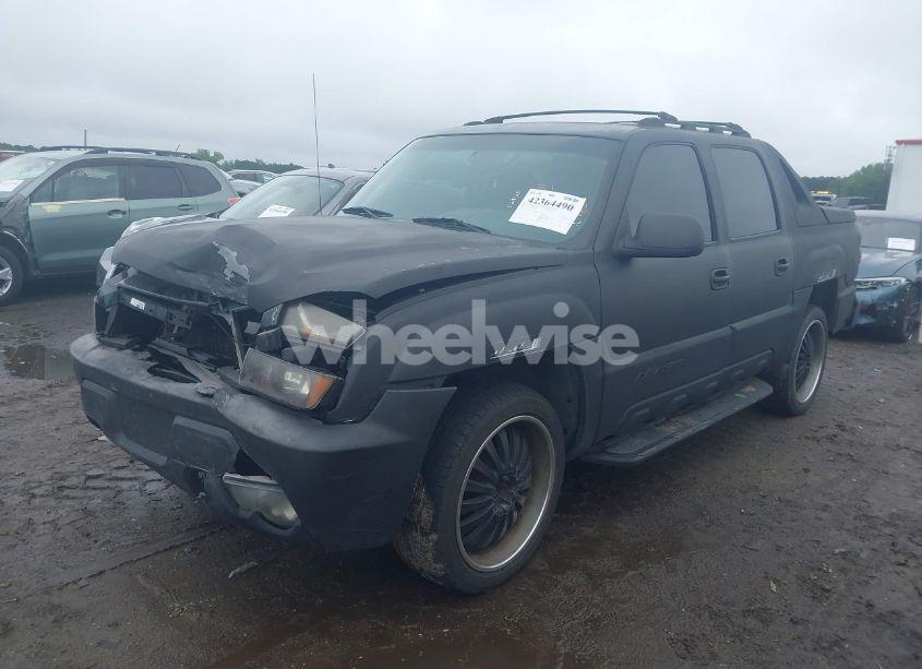Photo 2 of 2002 Chevrolet Avalanche K1500 (VIN 3GNEK13T92G133437)
