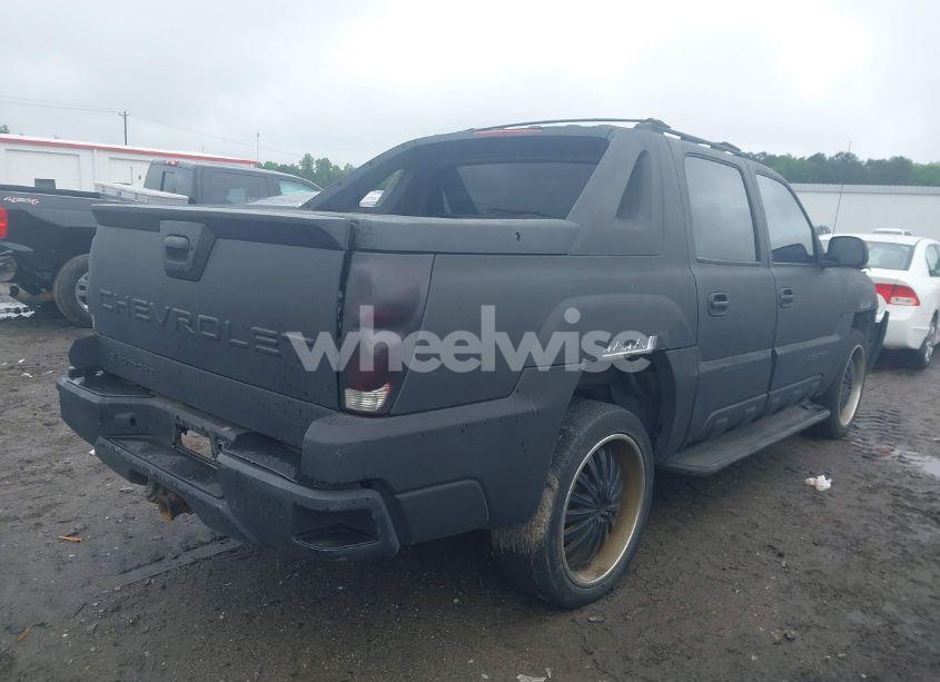Photo 4 of 2002 Chevrolet Avalanche K1500 (VIN 3GNEK13T92G133437)